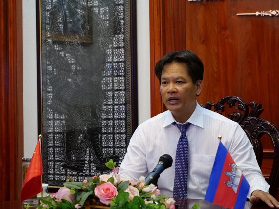 «ទិវាភាសាចិនអន្តរជាតិ» លើកទី១២ តាមប្រព័ន្ធអនឡាញ

ដោយ៖ កញ្ញា វុធ សុភ័ក្រណា