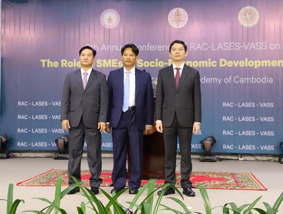 «សន្និសីទ CLV ជាចំណុចជួបគ្នារបស់អ្នកស្រាវជ្រាវប្រទេសកម្ពុជា ឡាវ និងវៀតណាម»