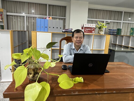 ប្រភពនៃការអប់រំក្នុងពិភពលោកចាប់ពីមជ្ឈិមសម័យ

ដោយ៖ បណ្ឌិត សូ សុធីរ មន្ត្រីស្រាវជ្រាវនាយកដ្ឋានវិទ្យាសាស្ត្រអប់រំ នៃវិទ្យាស្ថានមនុស្សសាស្ត្រនិងវិទ្យាសាស្ត្រសង្គម, រាជបណ្ឌិត្យសភាកម្ពុជា