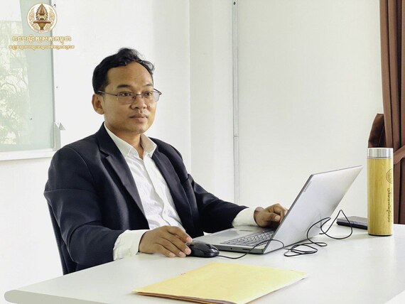 Crisis in Cambodian Academics

By: Dr. Seun Sam