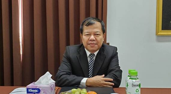 ប្រភពនៃទស្សនវិជ្ជាអប់រំ៖ មនោនិយម និងតថនិយម

ដោយ៖ បណ្ឌិត សូ សុធីរ មន្ត្រីស្រាវជ្រាវនាយកដ្ឋានវិទ្យាសាស្ត្រអប់រំ នៃវិទ្យាស្ថានមនុស្សសាស្ត្រនិងវិទ្យាសាស្ត្រសង្គម រាជបណ្ឌិត្យសភាកម្ពុជា
