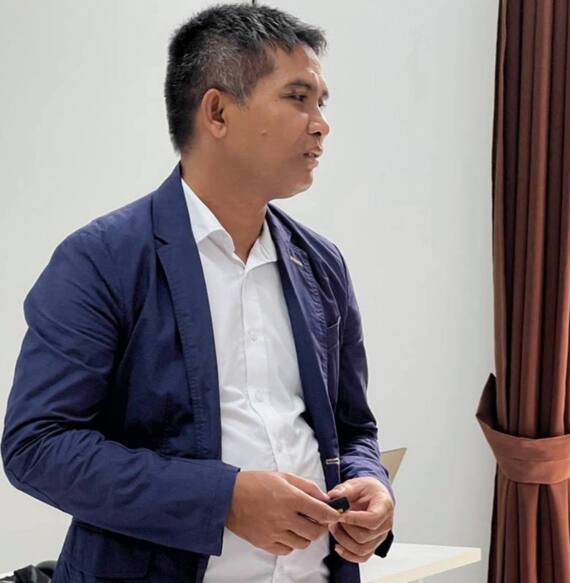 ក្រុមទស្សនវិទូនិយមការសិក្សាស្រាវជ្រាវដើម្បីបង្កើតទ្រឹស្តីថ្មី(Constructivist)

ដោយ៖ បណ្ឌិត វង់ សំអូន ជំនួយការខុទ្ធកាល័យរាជបណ្ឌិត្យសភាកម្ពុជា