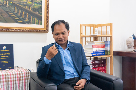 បណ្ឌិត យង់ ពៅ ស្នើឱ្យមានការជំរុញបង្កើតបរិយាកាសបៃតង ដើម្បីទប់កម្ដៅ និងផ្តល់សុខដុមភាព