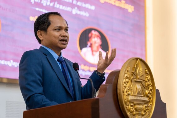 ឯកឧត្តមបណ្ឌិត យង់ ពៅ អញ្ជើញជាអធិបតីក្នុងកម្មវិធីបទបង្ហាញស្តីពី«លទ្ធផលស្រាវជ្រាវបុរាណវត្ថុវិទ្យា៖ របកគំហើញថ្មីនៅក្រៅរាជធានីអង្គរ នៅរាជបណ្ឌិត្យសភាកម្ពុជា»