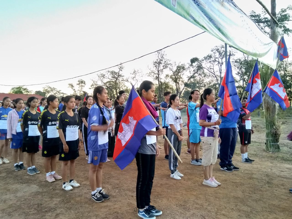 «កម្មវិធីបោះជំរំនៅនាថ្ងៃទី២ របស់យុវជនកាកបាទក្រហមនៅឧទ្យានរាជបណ្ឌិត្យសភាកម្ពុជាតេជោសែនឫស្សីត្រឹប»