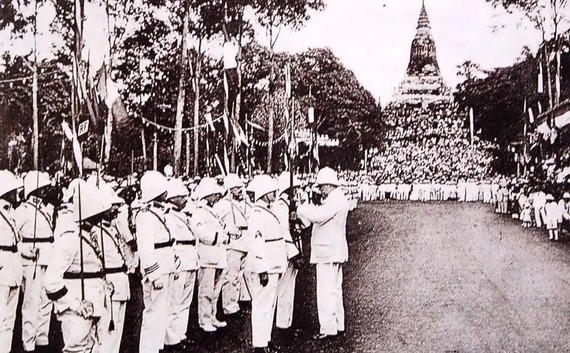 «វិមានរំឭកដល់អ្នកស្លាប់ក្នុងសង្គ្រាមលោកលើកទី១» 
- ភាគទី៥ - វគ្គទី១
អត្ថបទចងក្រងដោយ៖ លោកស្រី ស៊ន ច័ន្ទអមរា មន្ត្រីលេខាធិការដ្ឋានរបស់ក្រុមប្រឹក្សាបណ្ឌិតសភាចារ្យ នៃរាជបណ្ឌិត្យសភាកម្ពុជា