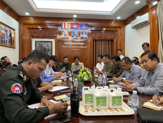កិច្ចប្រជុំត្រួតពិនិត្យការងារ ដើម្បីត្រៀមរៀបចំពិធីសម្ពោធអគារឥន្ទ្រទេវី, ខួប ២០ឆ្នាំ នៃការបង្កើតរាជបណ្ឌិត្យសភាកម្ពុជា និងពិធីចែកសញ្ញាបត្រកិត្តិយស និងសញ្ញាបត្រវិទ្យាសាស្រ្ត
