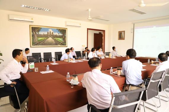«ឯកឧត្តមបណ្ឌិតសភាចារ្យ សុខ ទូច អញ្ជើញដឹកនាំកិច្ចប្រជុំពិនិត្យឡើងវិញនូវរចនាសម្ព័ន្ធរបស់អង្គភាពចំណុះនៃអនុក្រឹត្យស្តីពី ការរៀបចំនិងការប្រព្រឹត្តទៅរបស់រាជបណ្ឌិត្យសភាកម្ពុជា»