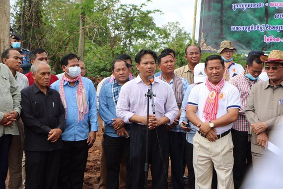 «និស្សិតថ្នាក់បរិញ្ញាបត្រជាន់ខ្ពស់ និងថ្នាក់បណ្ឌិតនៃរាជបណ្ឌិត្យសភាកម្ពុជាធ្វើទស្សនកិច្ចសិក្សា និងដាំកូនឈើនៅក្នុងឧទ្យានរាជបណ្ឌិត្យសភាកម្ពុជា»